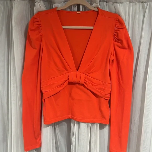 Free People Top - Picture 1 of 5